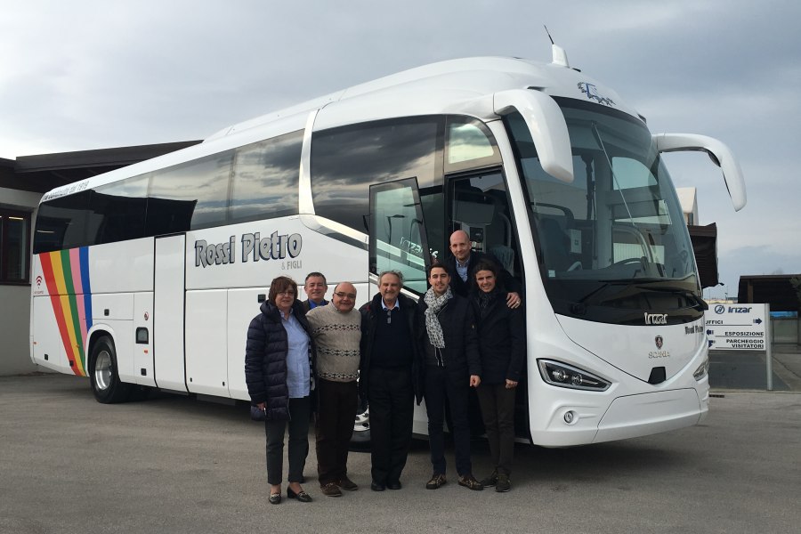 Consegna Irizar i6 Full optional