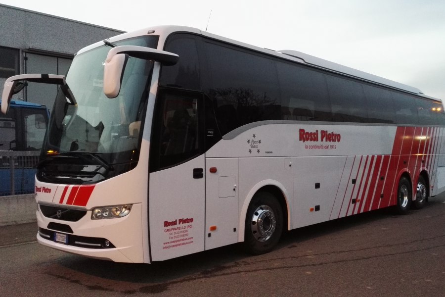 Volvo 9900 superior